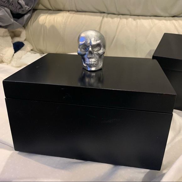 2 Skull Head💀 Secret Keeper Boxes For Desk or Anywhere! 2 Heads better than 1 - Picture 11 of 17